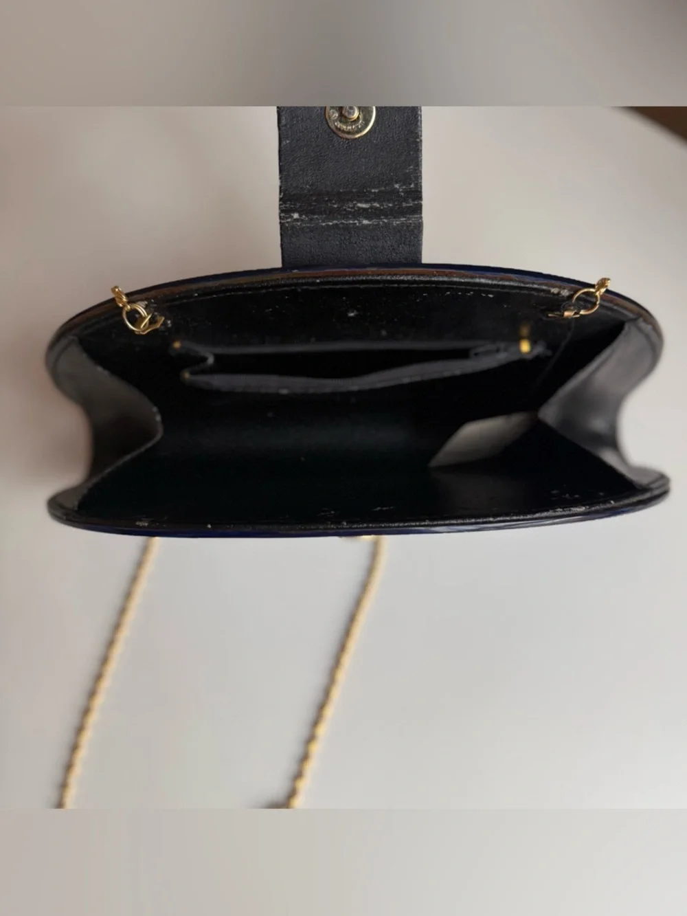 Vintage Lee Wee Hand Bag Unique Blue Marble Acrylic Half Moon Purse Gold Chain - Picture 12 of 16